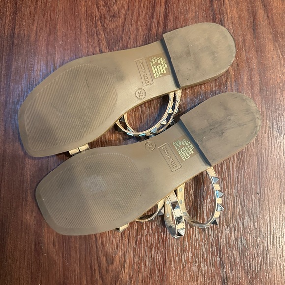 Steve Madden Tan Sandals with Silver Studs - Picture 5 of 6